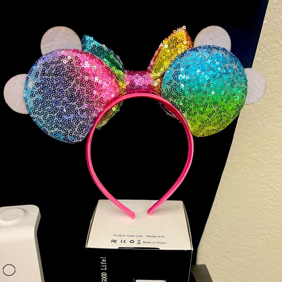 Pride Rainbow Mickey/Minnie Ears NWOT - Picture 2 of 3